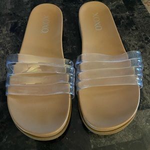 Xoxo size 8.5 slip on sandals/flip flop with clear band